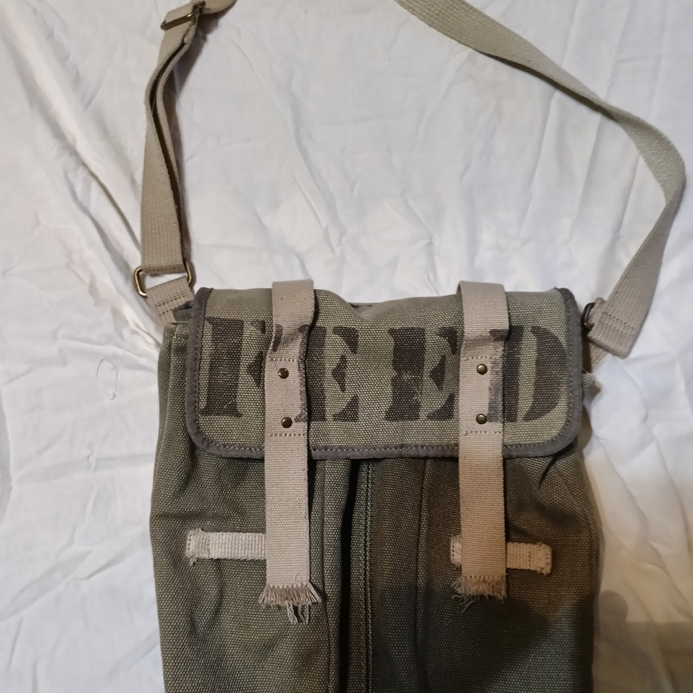 Feed bag